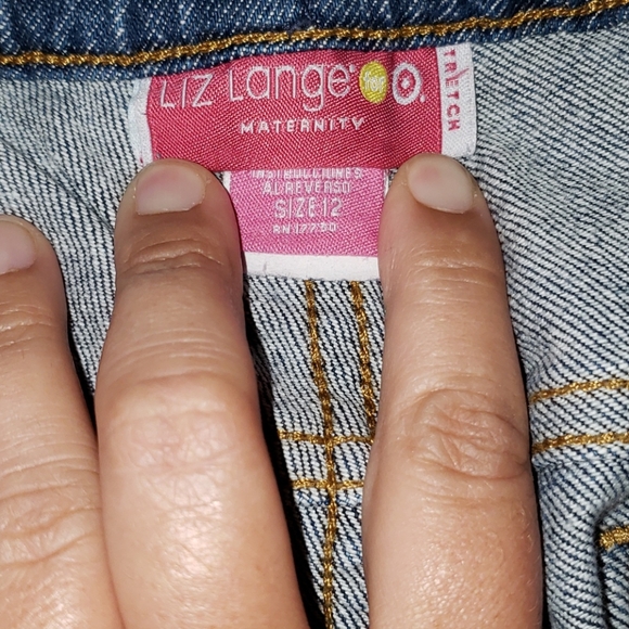 Like New!! LIZ LANGE MATERNITY JEANS - Picture 3 of 4